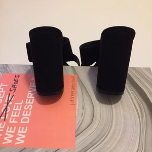 jeffrey campbell deziree